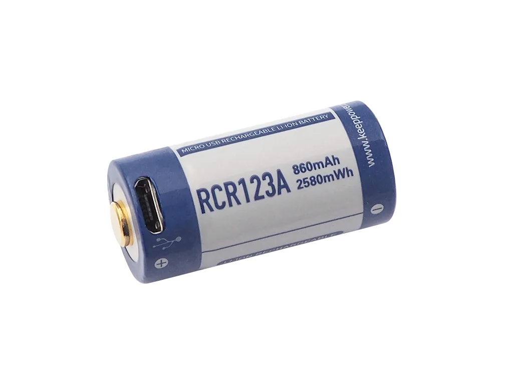 RCR123A 3V Lithium Ion Battery (Rechargeable via micro USB) – detail view 2 RCR123A 3V Lithium Ion Battery (Rechargeable via micro USB) – detail view 2